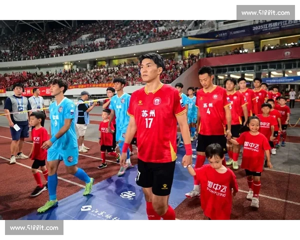 苏超单场上座破 3.6 万创纪录,业余联赛热度碾压职业足球 苏超单场上座破 3.6 万创纪录,业余联赛热度碾压职业足球